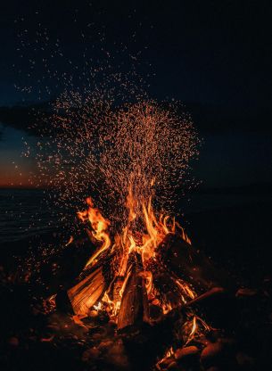 bonfire, fire, sparks Wallpaper 2952x4030