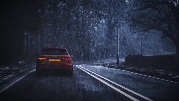 Audi, rain, road Wallpaper 2752x1556