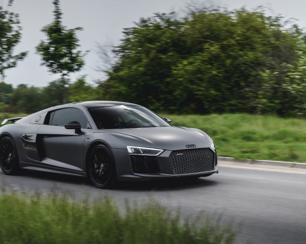 Обои 1280x1024 Audi R8, спортивная машина