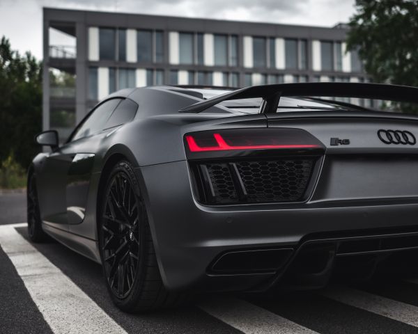 Обои 1280x1024 Audi R8, спортивная машина