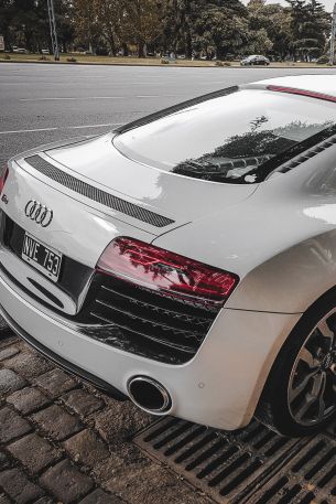 Audi R8, sports car Wallpaper 640x960