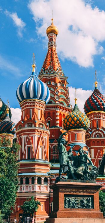 St. Basil's Cathedral, Moscow, Russia Wallpaper 1440x3040