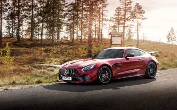 Обои 2560x1600 Mercedes-AMG GT, спортивная машина, дорога