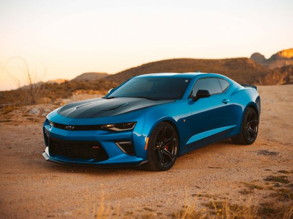 Обои 1024x768 Chevrolet Camaro, спортивная машина, мустанг