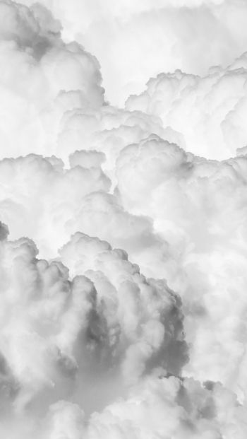 Обои 640x1136 кучевые облака, черное и белое
