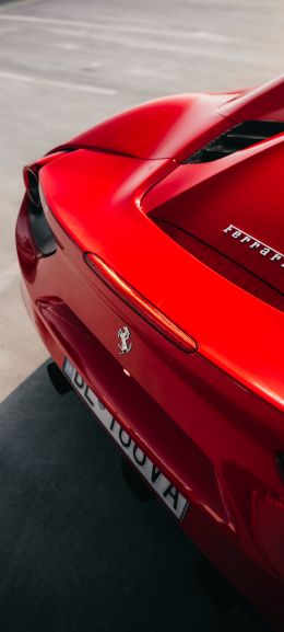 Обои 720x1600 красный Ferrari, спортивная машина
