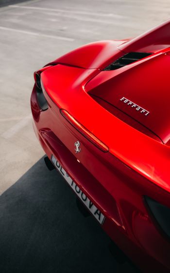 Обои 1600x2560 красный Ferrari, спортивная машина