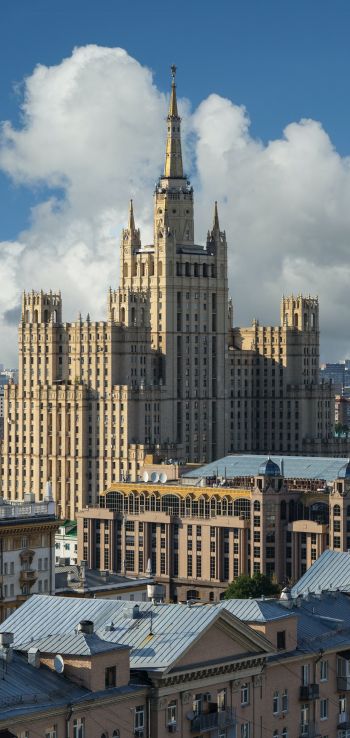 Stalin skyscraper, Moscow, Russia Wallpaper 1080x2280