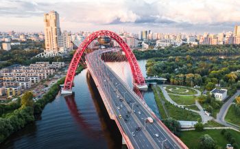 Zhivopisny Bridge, Moscow, Russia Wallpaper 2560x1600