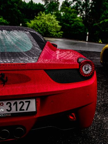 Обои 1620x2160 красный Ferrari, спортивная машина