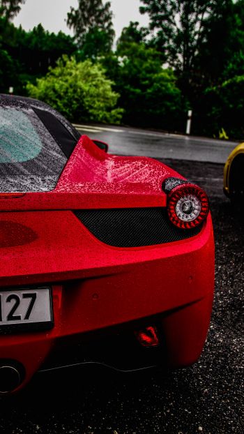Обои 750x1334 красный Ferrari, спортивная машина