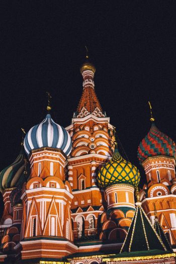 St. Basil's Cathedral, Moscow, Russia Wallpaper 640x960