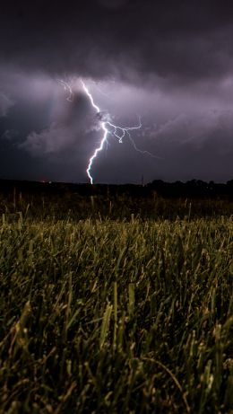bad weather, clouds, lightning Wallpaper 640x1136