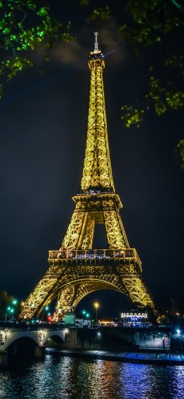 Eiffel Tower, Paris, France Wallpaper 1284x2778