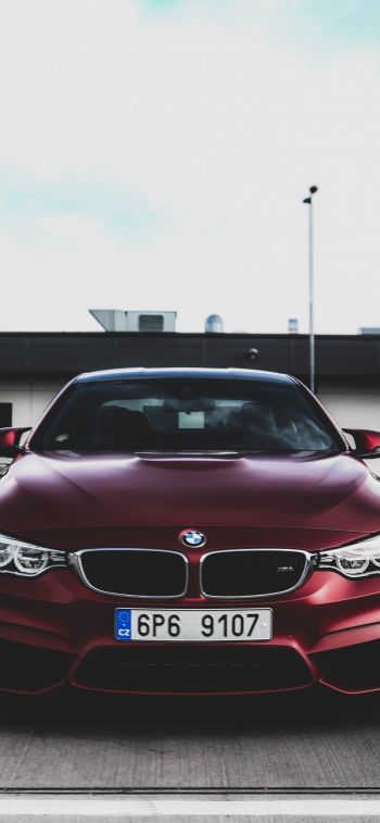 BMW M4, sports car Wallpaper 1125x2436