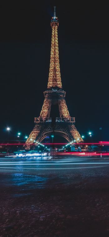 Eiffel Tower, Paris, France Wallpaper 1080x2340