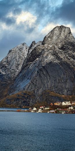 Norway, mountain, lake Wallpaper 720x1440
