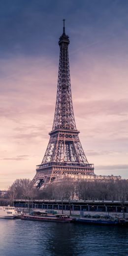 Eiffel Tower, Paris, France Wallpaper 720x1440