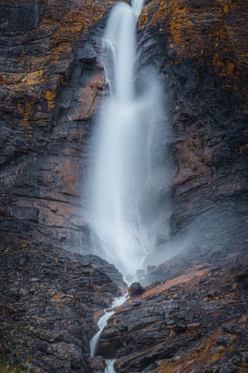 Takakkou Waterfall Wallpaper 640x960