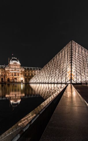 Louvre, Paris, France Wallpaper 1752x2800