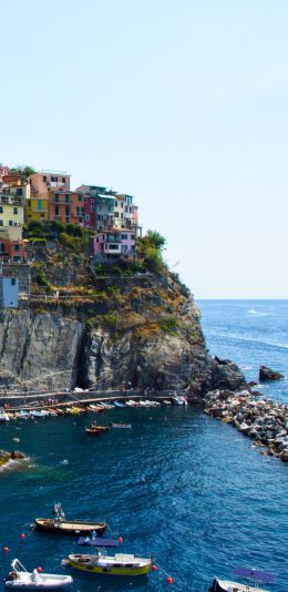 Manarola, cliff, Italy Wallpaper 1440x2960