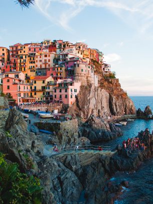 Manarola, Italy, cliff Wallpaper 2048x2732