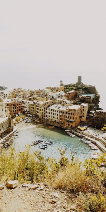 Cinque Terre, Italy, city Wallpaper 720x1440