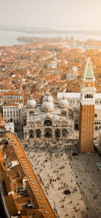 Venice, Italy, bird's eye view Wallpaper 828x1792