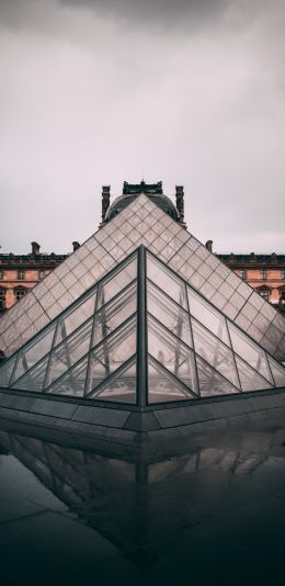 Louvre, Paris, France Wallpaper 1080x2220