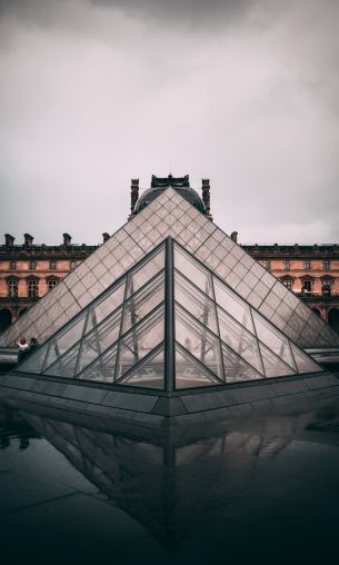 Louvre, Paris, France Wallpaper 1200x2000