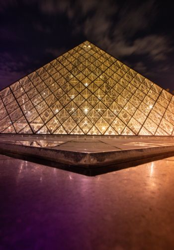 Louvre, Paris, France Wallpaper 1640x2360