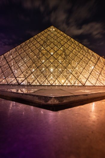 Louvre, Paris, France Wallpaper 640x960