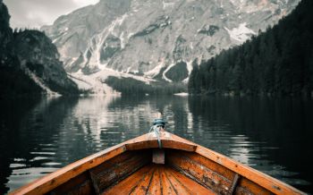 Lake Braies, boat, landscape Wallpaper 2560x1600