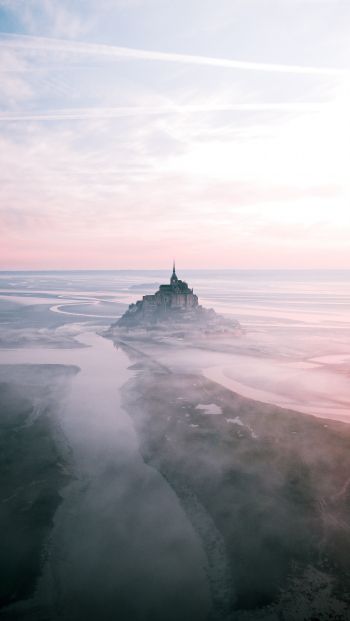 Mont Saint Michel, island, France Wallpaper 640x1136