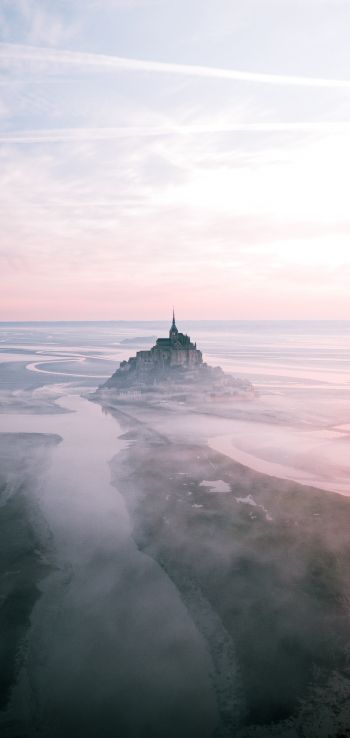 Mont Saint Michel, island, France Wallpaper 1440x3040