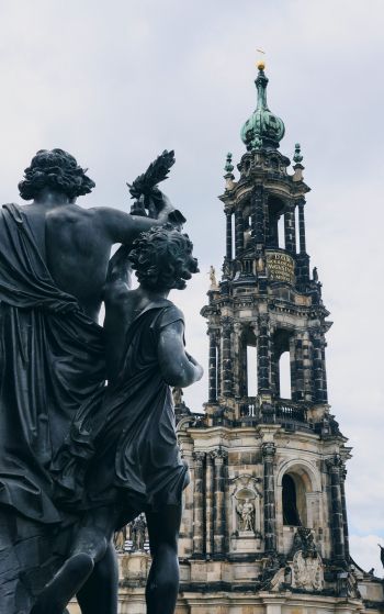 Обои 1752x2800 Дрезден, Германия, статуя