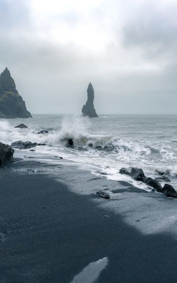 Iceland, sea, waves Wallpaper 800x1280