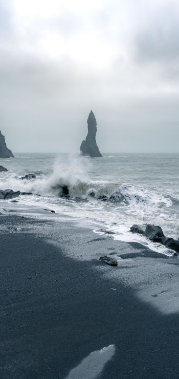 Iceland, sea, waves Wallpaper 1080x2280