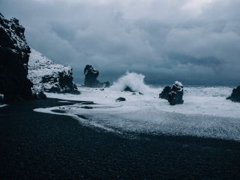 Обои 1024x768 Исландия, море, волны