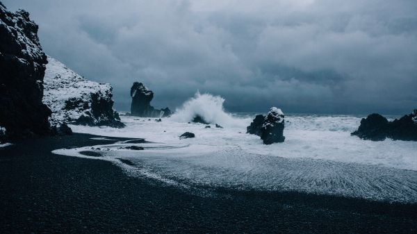 Обои 1600x900 Исландия, море, волны