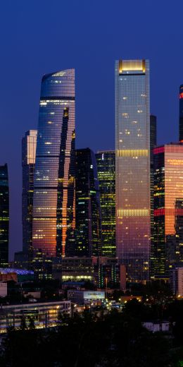 Обои 720x1440 Москва-Сити, небоскребы, ночь