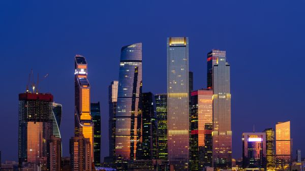 Обои 7680x4320 Москва-Сити, небоскребы, ночь