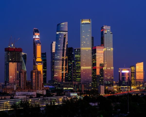 Moscow City, skyscrapers, night Wallpaper 1280x1024