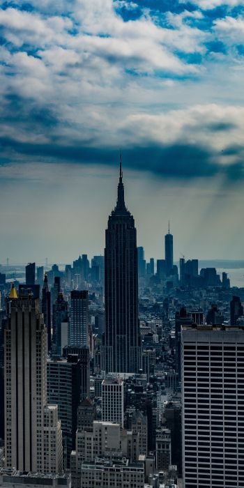 Empire State Building, New York, bird's eye view Wallpaper 720x1440