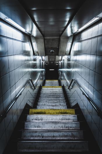 Обои 640x960 метро, лестница, серый