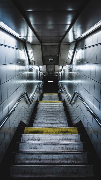 Обои 640x1136 метро, лестница, серый