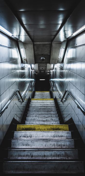 Обои 1440x2960 метро, лестница, серый