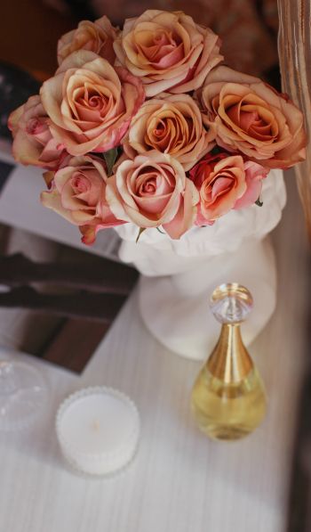 Обои 600x1024 розовые розы, букет цветов, эстетика