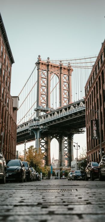 Brooklyn Bridge, New York, street Wallpaper 1080x2280