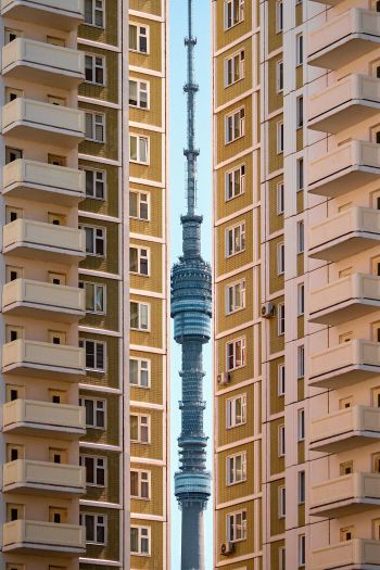 Ostankino TV Tower, Moscow Wallpaper 640x960
